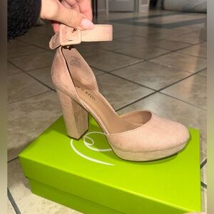 women’s high heels